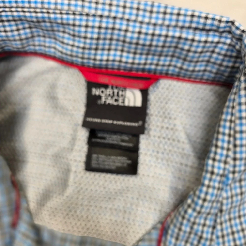 The North Face Short‎ Sleeve Shirt Mens Medium Blue Plaid Button Up